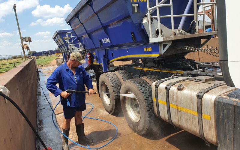 Kranzle logistics washing with pressure washer